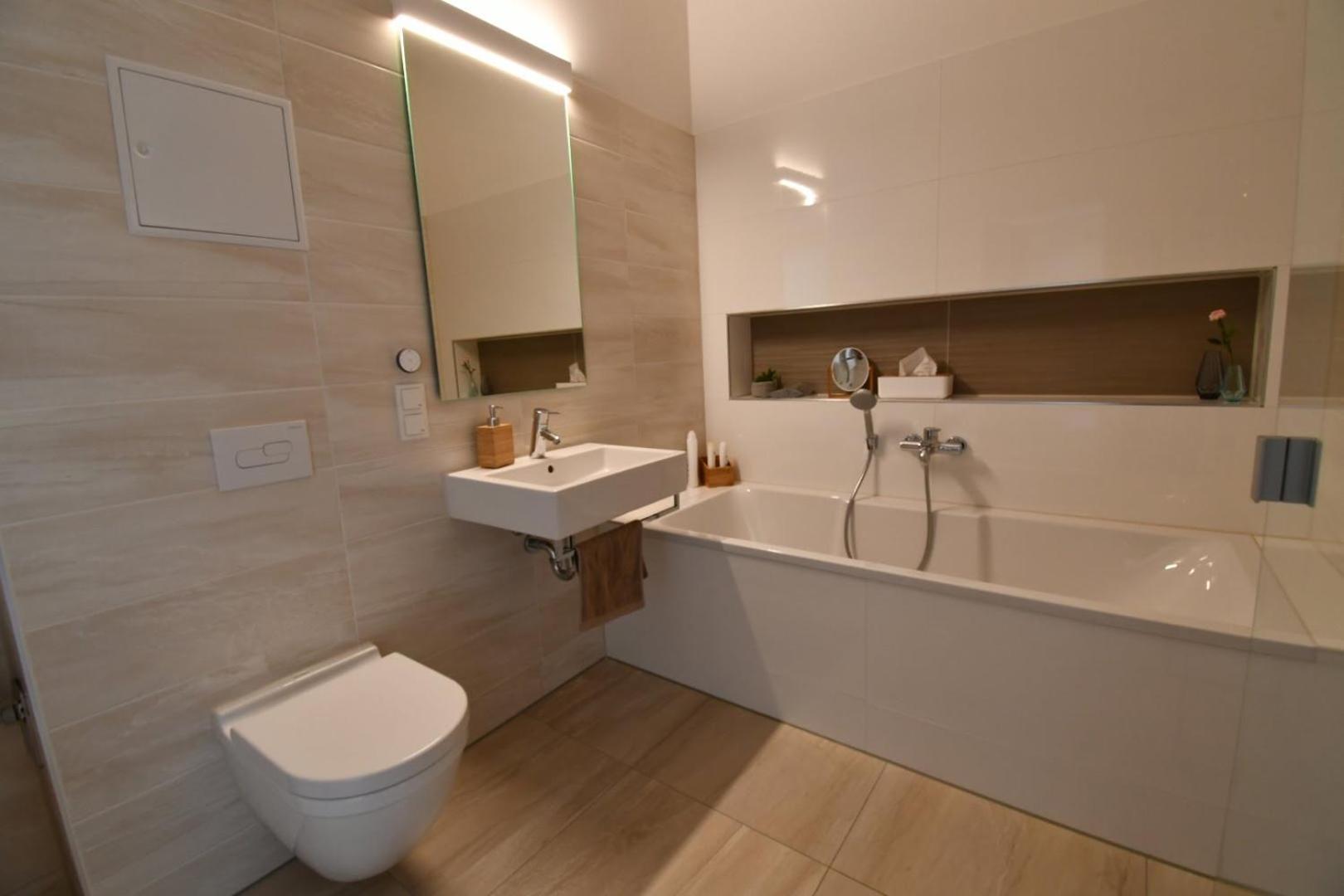 Eckhof Domizil - Grosszuegige Ferienwohnung Mit Kleinem Garten In Der Altstadt Von Gotha Ngoại thất bức ảnh