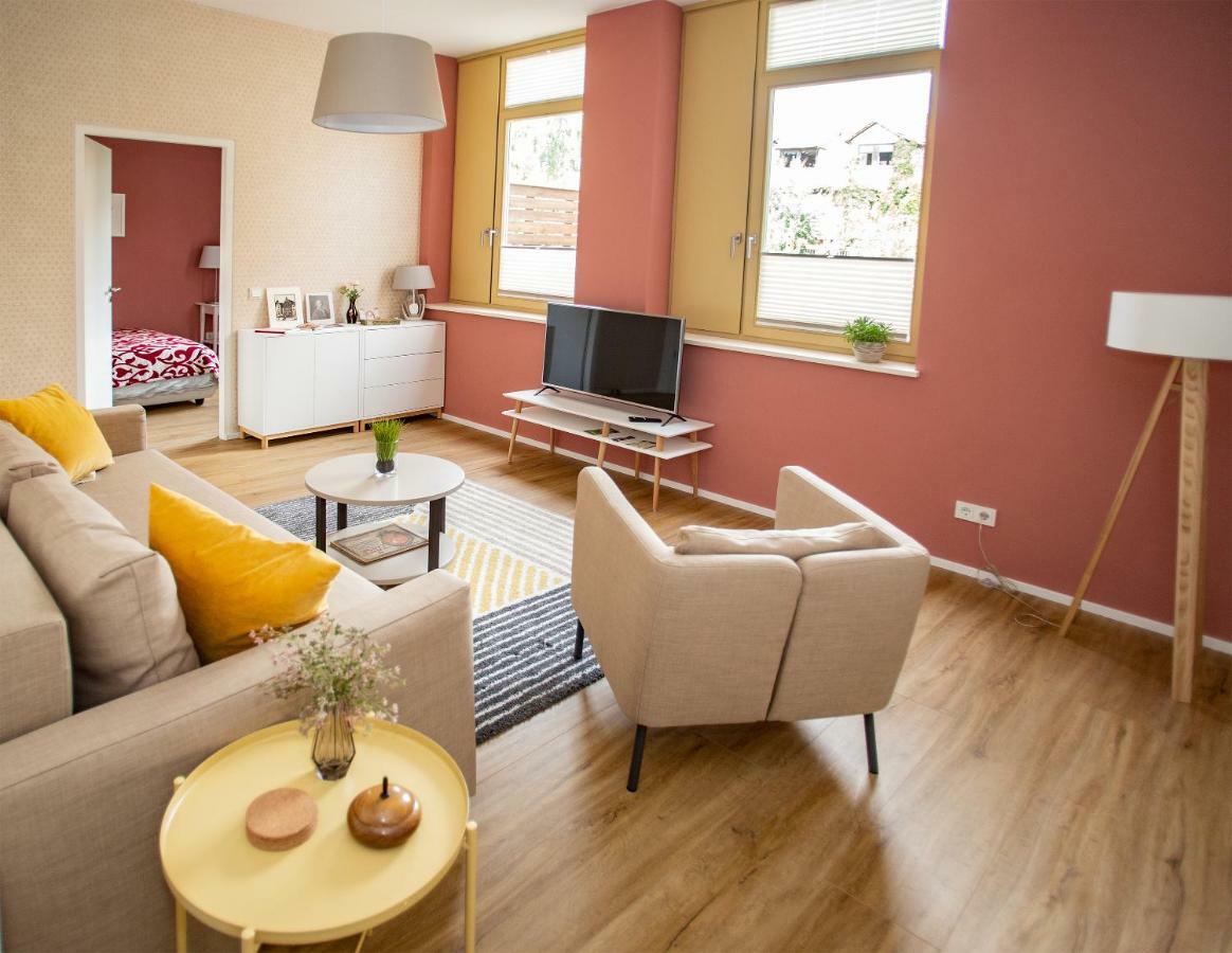 Eckhof Domizil - Grosszuegige Ferienwohnung Mit Kleinem Garten In Der Altstadt Von Gotha Ngoại thất bức ảnh